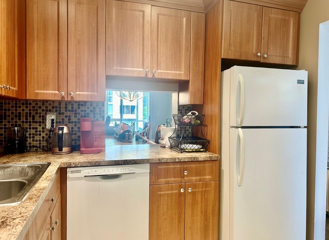 5985 Del Lago Cir 223