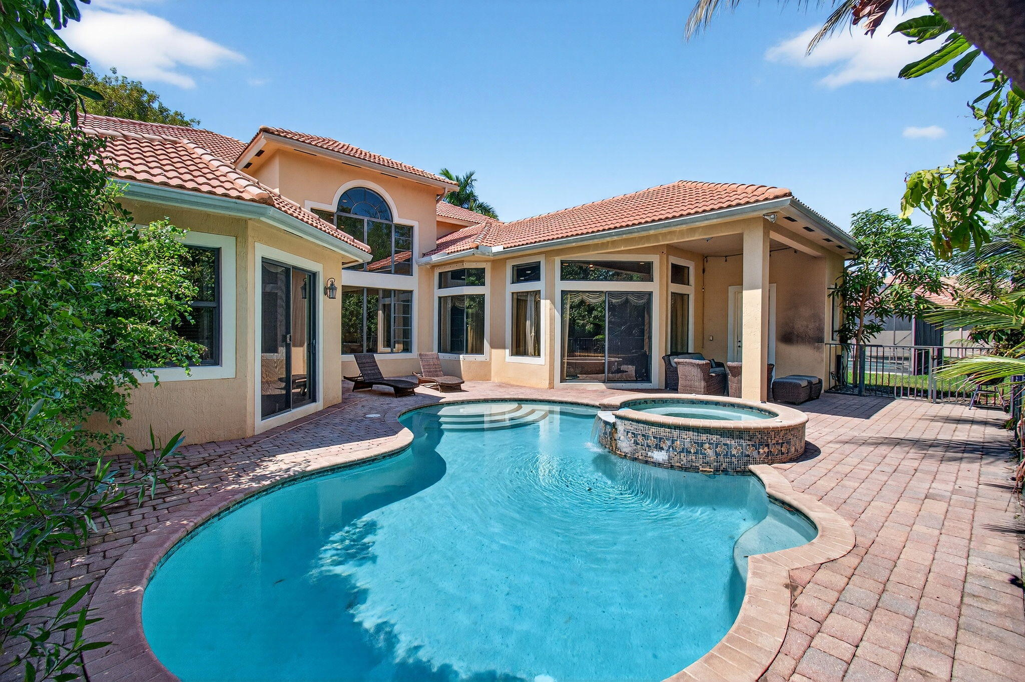 CASA BELLA - Residential