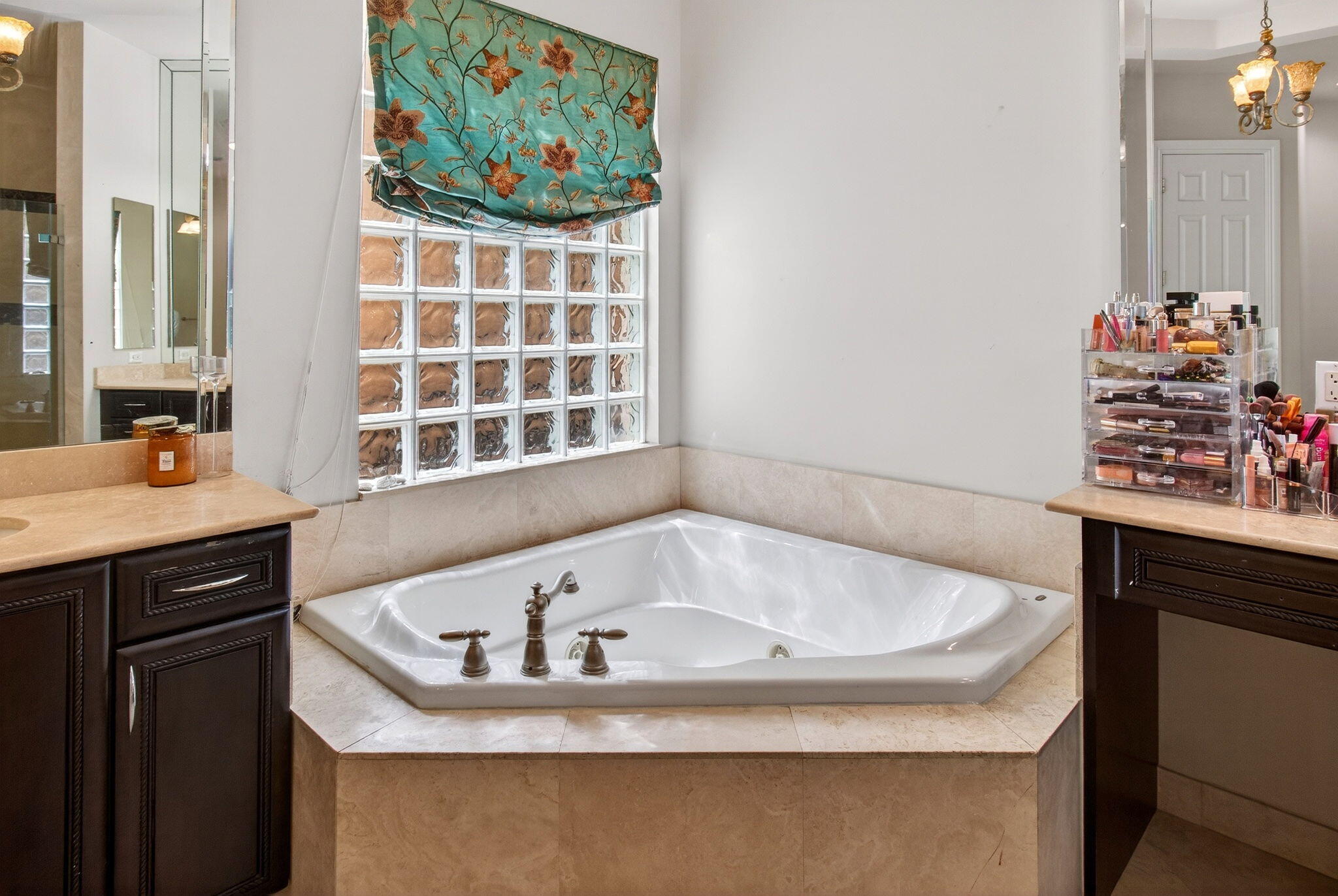 CASA BELLA - Residential