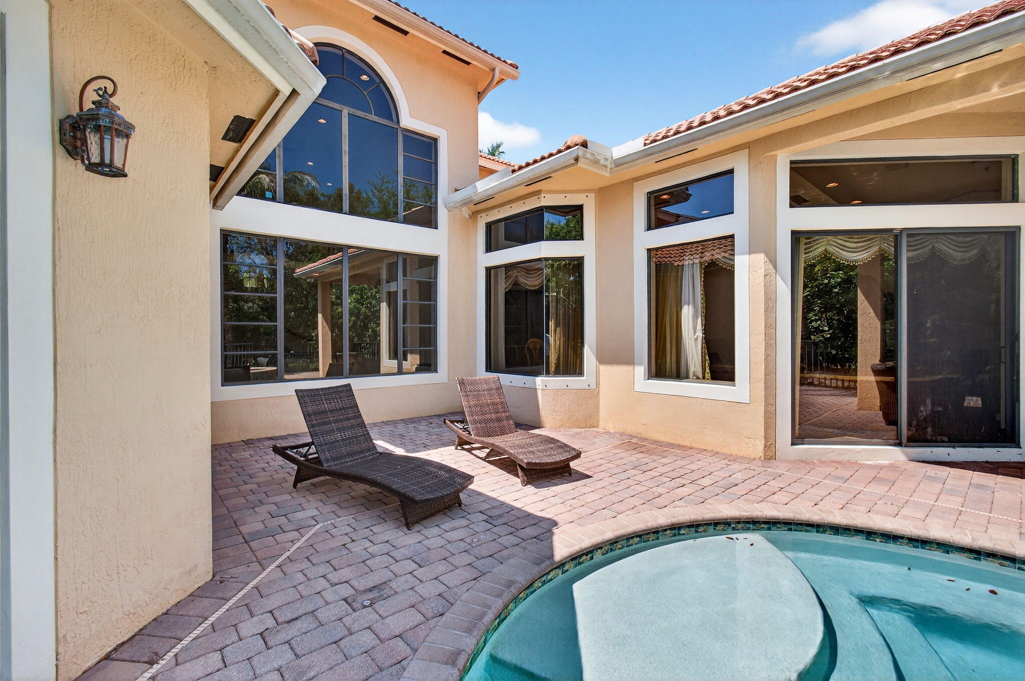 CASA BELLA - Residential