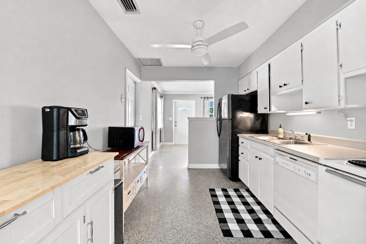 468 NW 48th Street