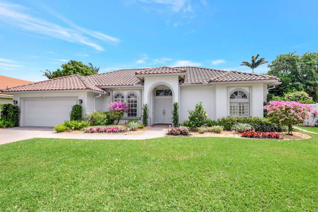 Photo of 1325 E Barwick Ranch Circle, Delray Beach, FL 33445 (MLS # R11079056)