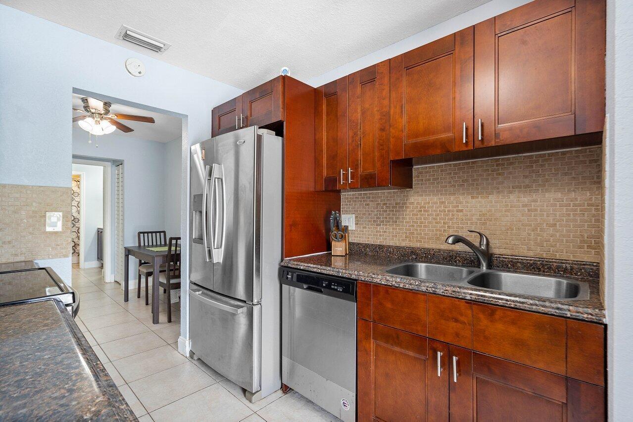 LOCH LOMOND SEC 3 - Residential