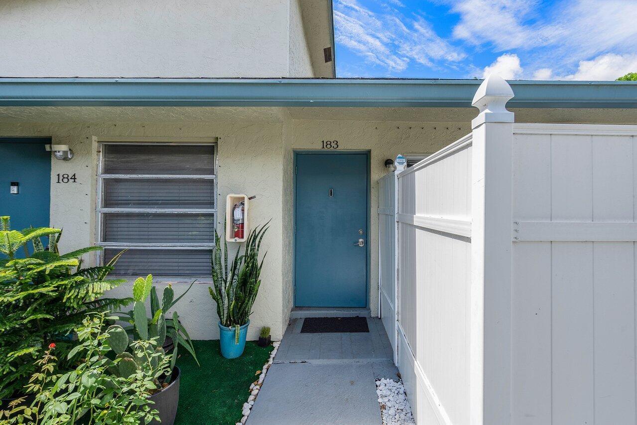 LOCH LOMOND SEC 3 - Residential