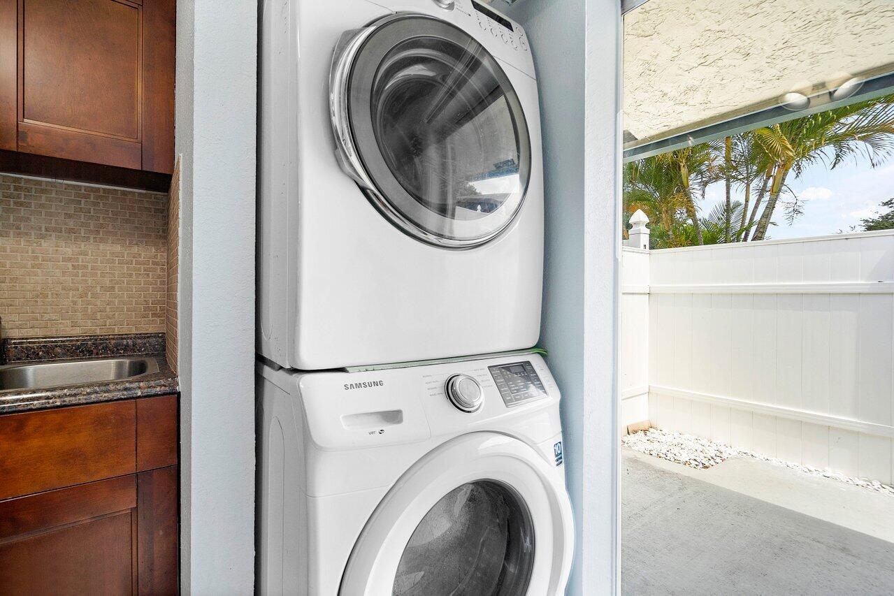 LOCH LOMOND SEC 3 - Residential