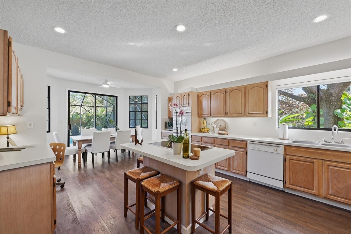 Parkland Lakes PUD 102-44 - Residential