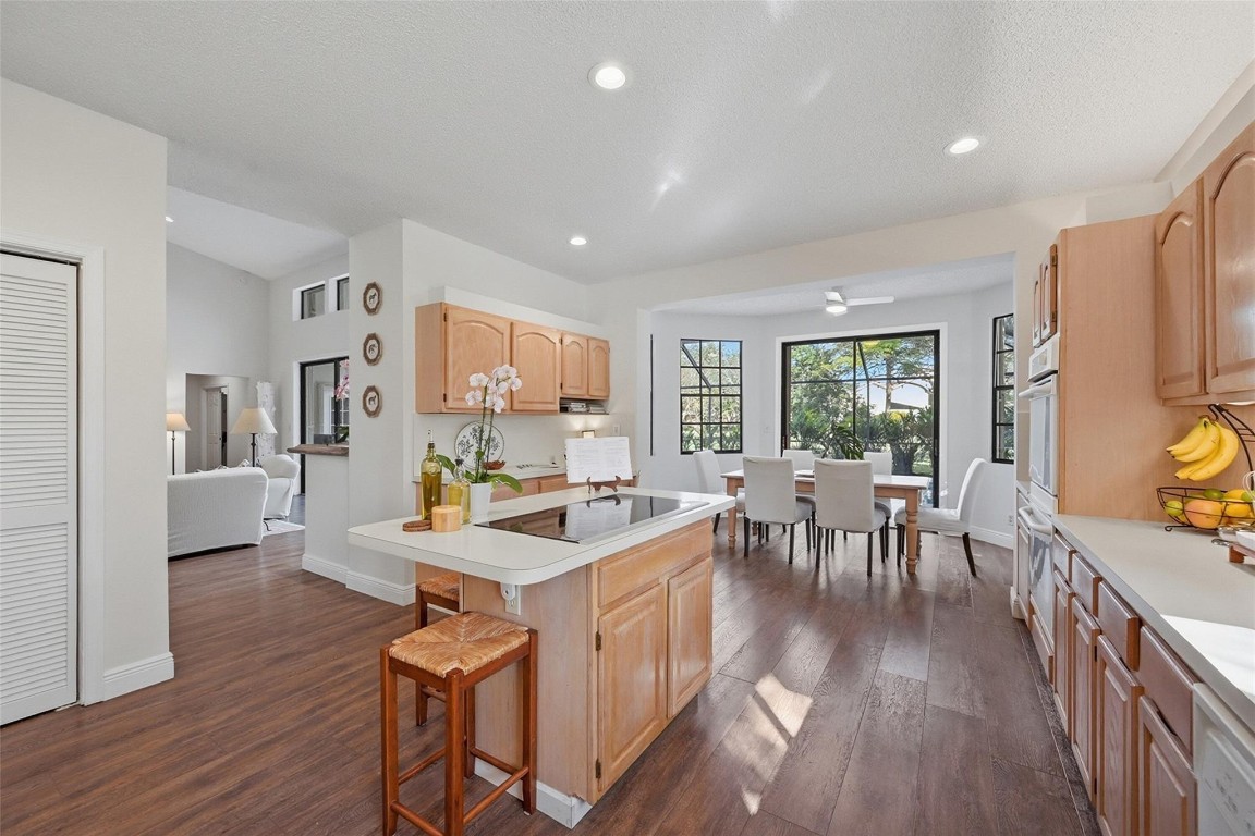 Parkland Lakes PUD 102-44 - Residential