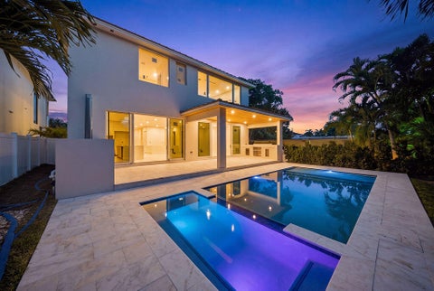 Tiny photo for 2611 Clematis Place, Fort Lauderdale, FL 33301 (MLS # B26043868)