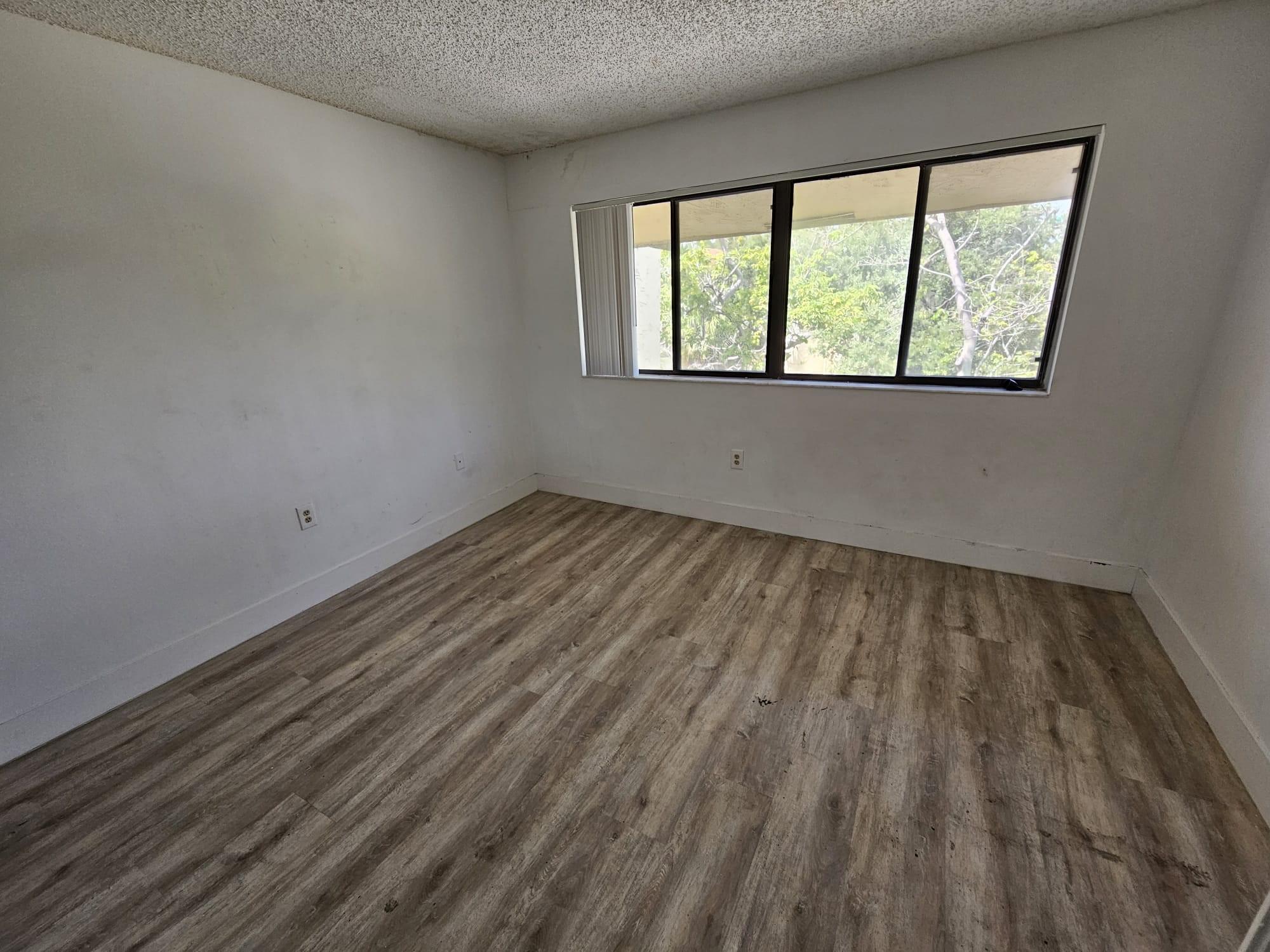 Marina Oaks Condo - Residential Lease