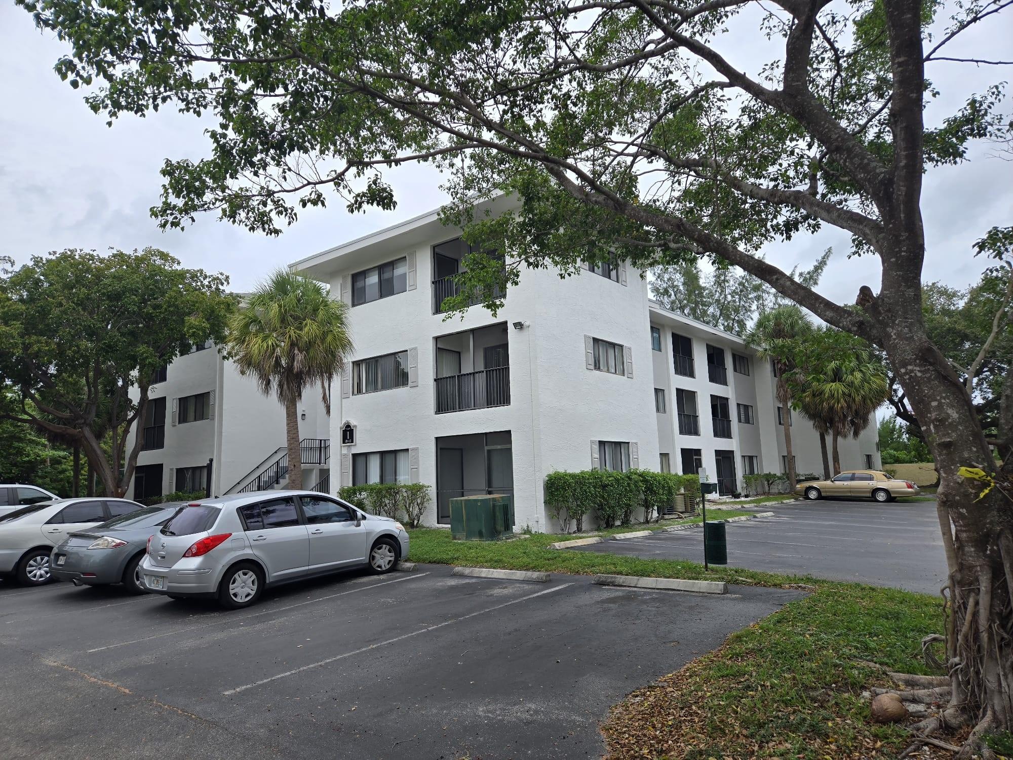 Marina Oaks Condo - Residential Lease