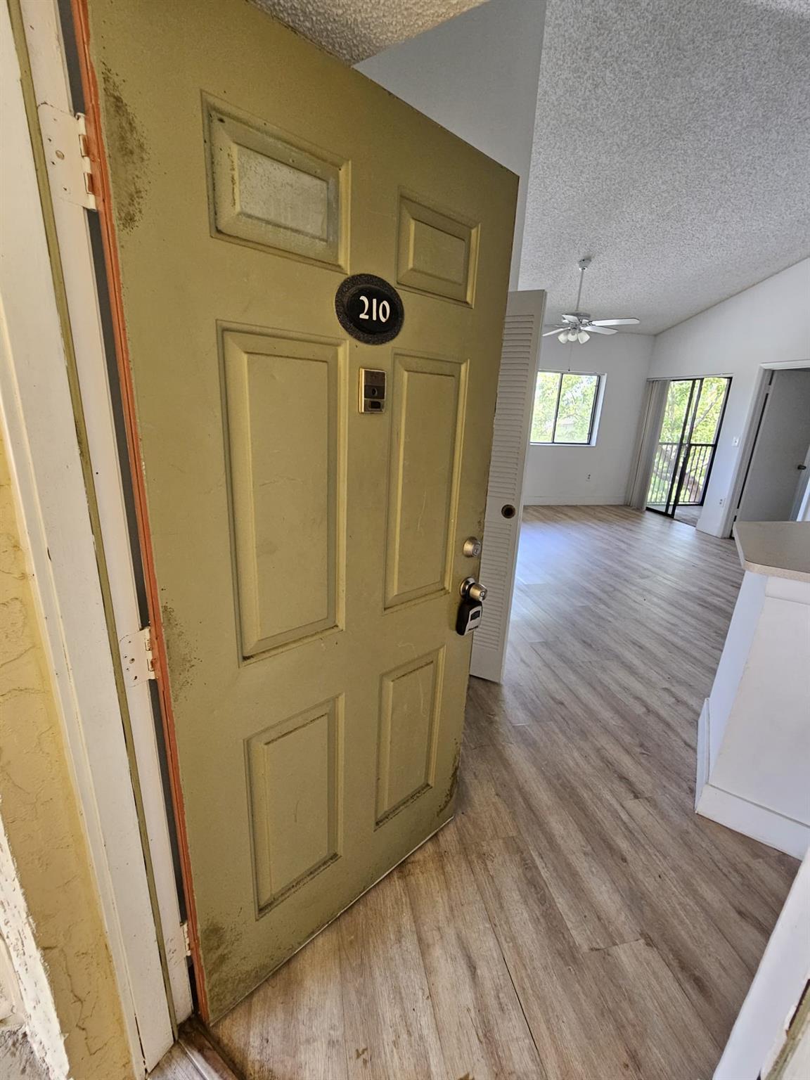 Marina Oaks Condo - Residential Lease