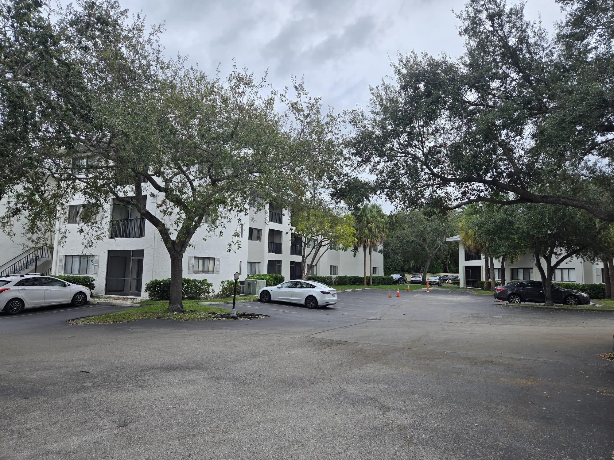 Marina Oaks Condo - Residential Lease