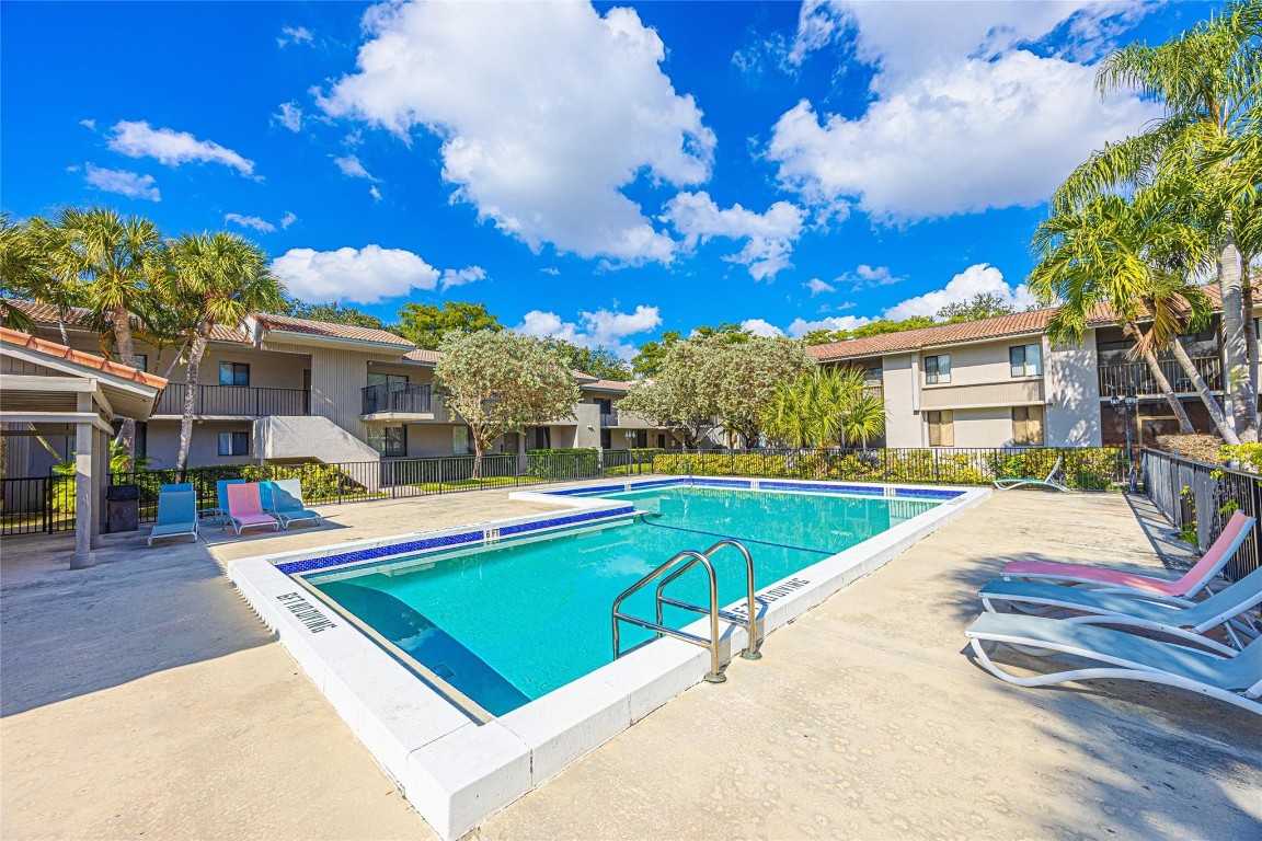 RIVERS EDGE AT OAKWOOD - Residential