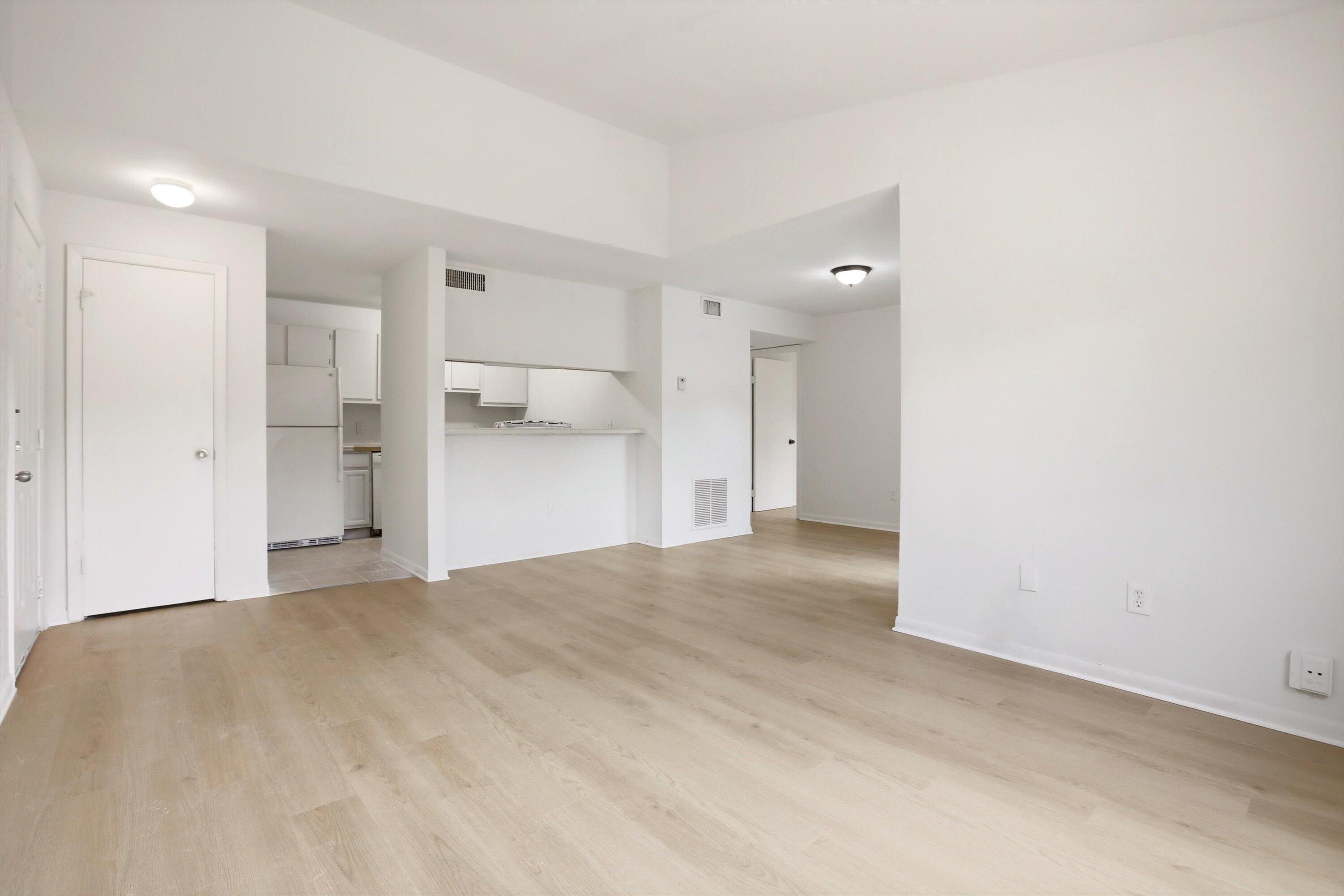 PALM AIRE GARDENS CONDO - Residential Lease