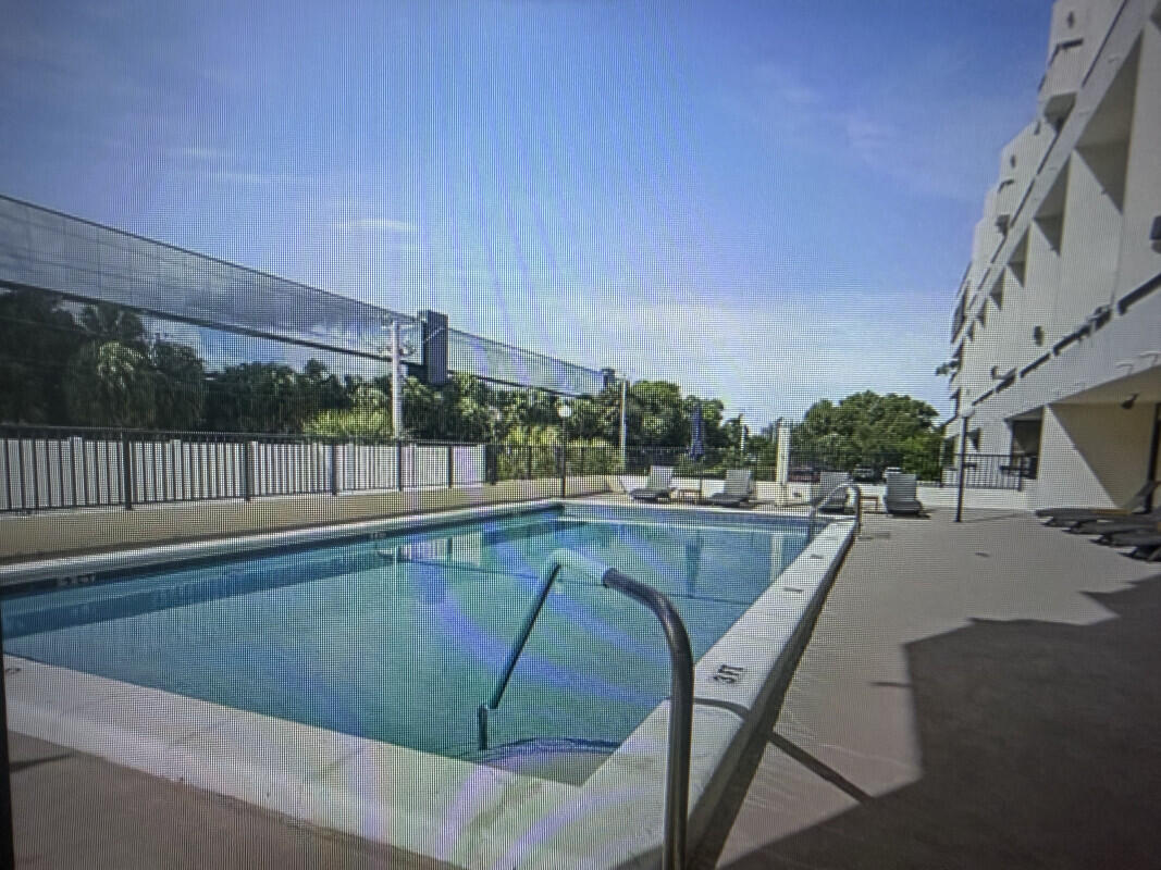 POINTE CONDO - Residential Lease