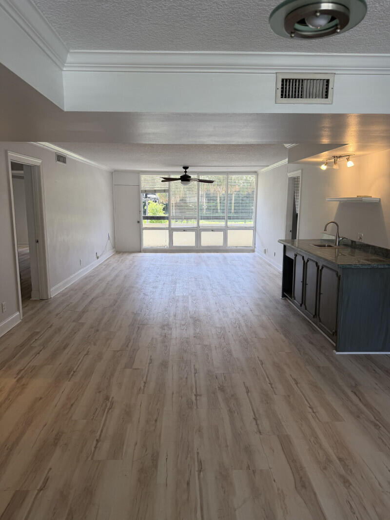 POINTE CONDO - Residential Lease