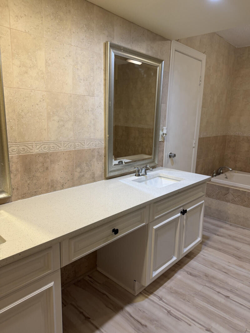 POINTE CONDO - Residential Lease