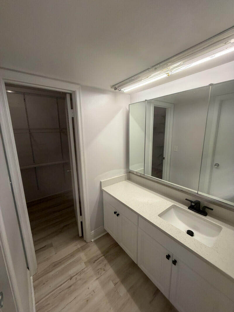POINTE CONDO - Residential Lease