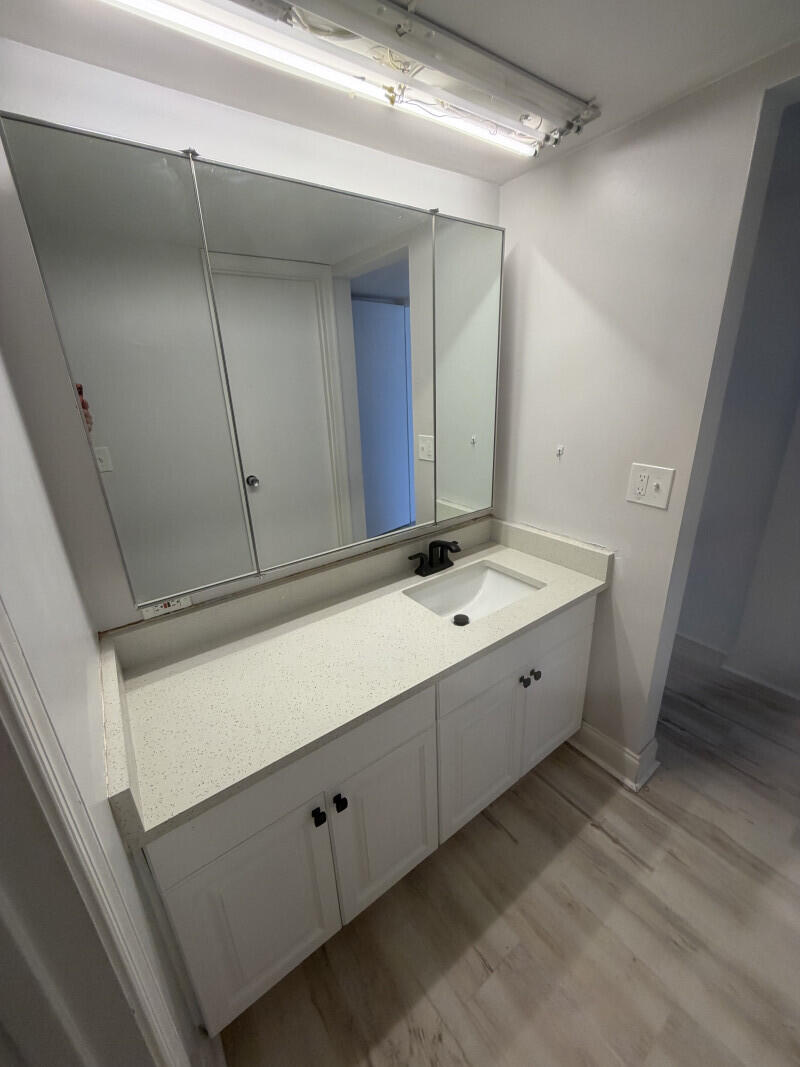 POINTE CONDO - Residential Lease