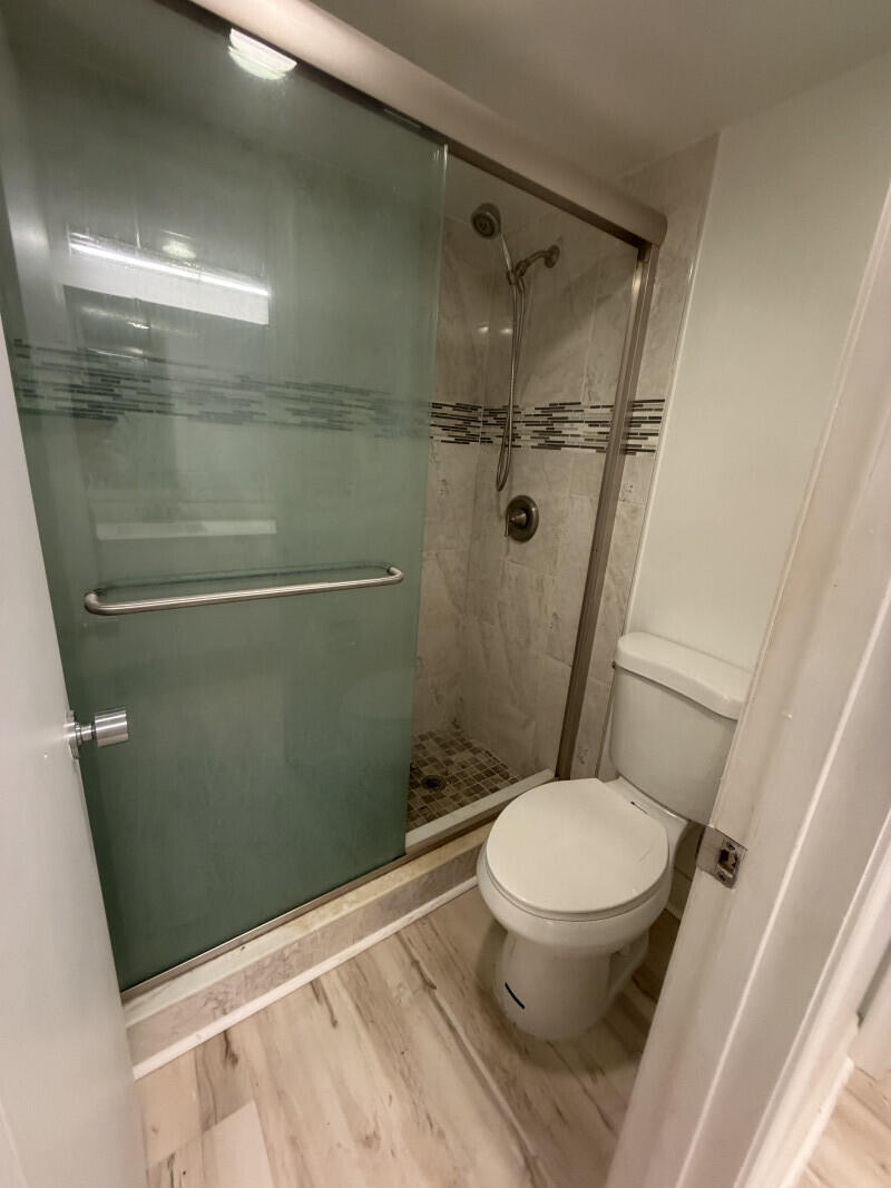 POINTE CONDO - Residential Lease