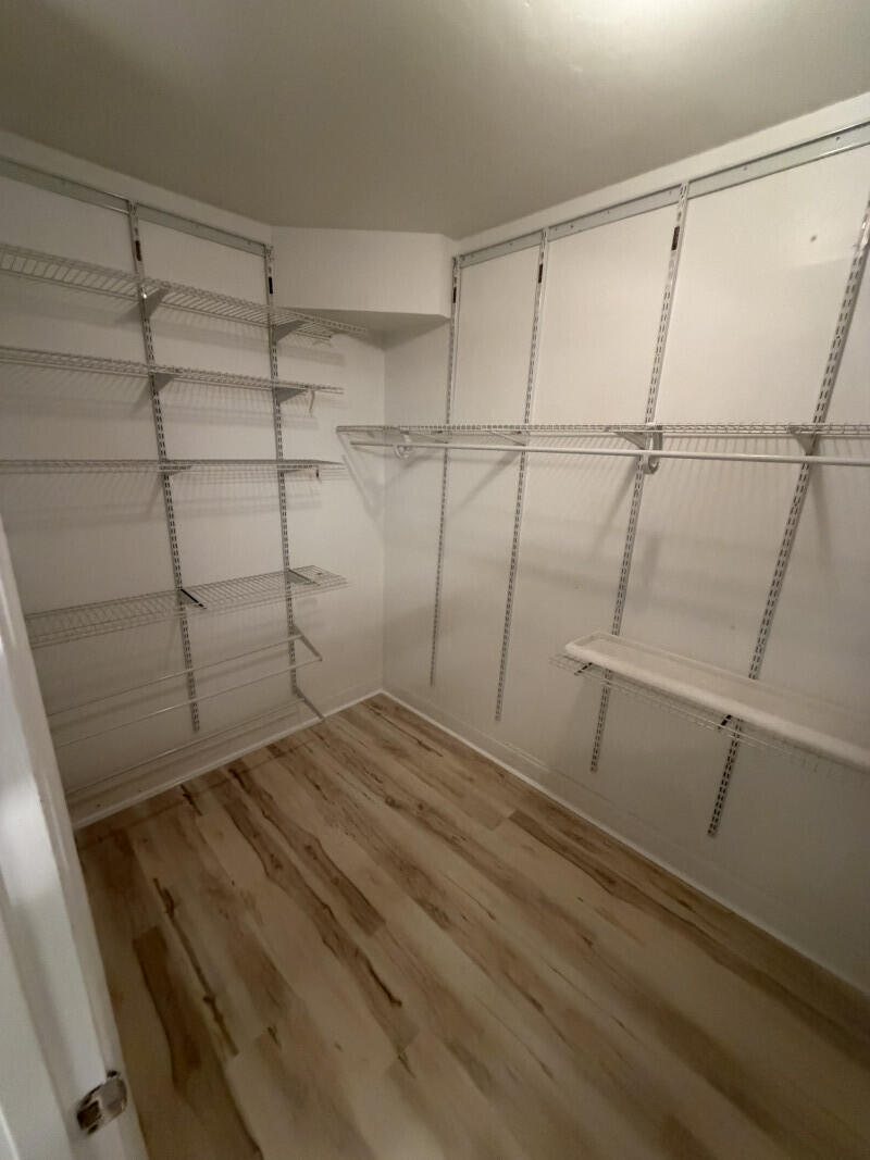 POINTE CONDO - Residential Lease