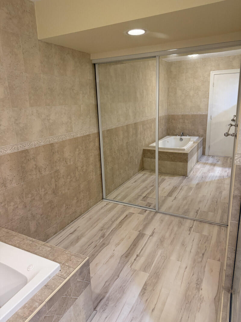 POINTE CONDO - Residential Lease