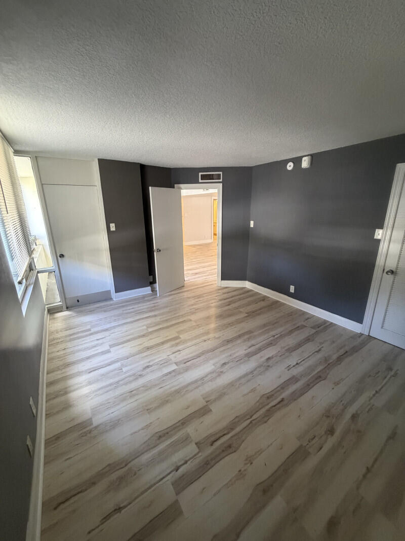POINTE CONDO - Residential Lease