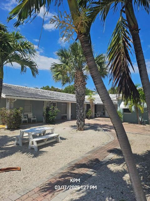 115 Bravado Lane 2 Palm Beach Shores FL 33404