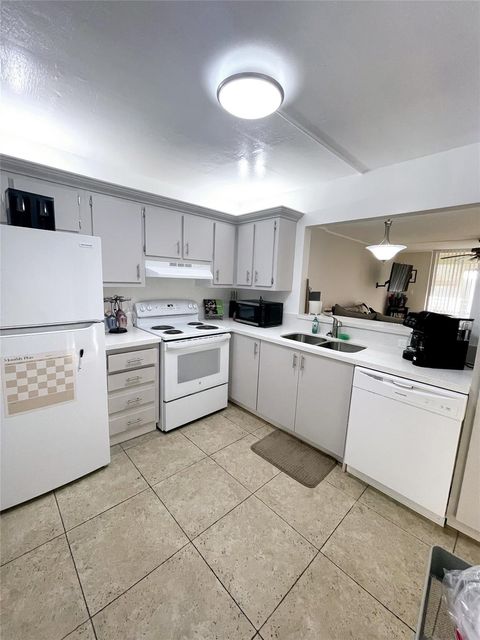406 NW 68th Ave 419 Plantation FL 33317