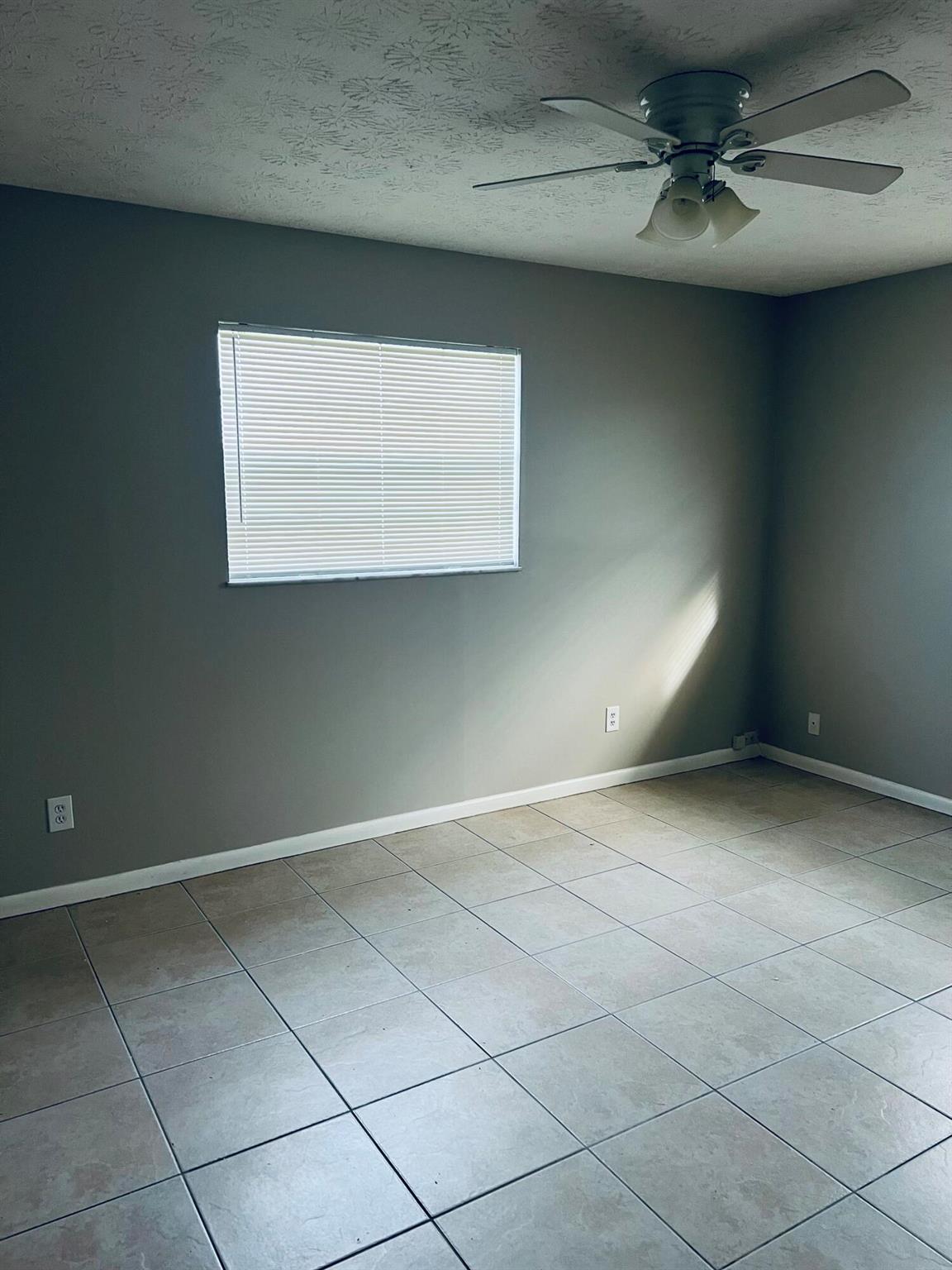 PORT ST LUCIE SECTION 18 - Residential Lease