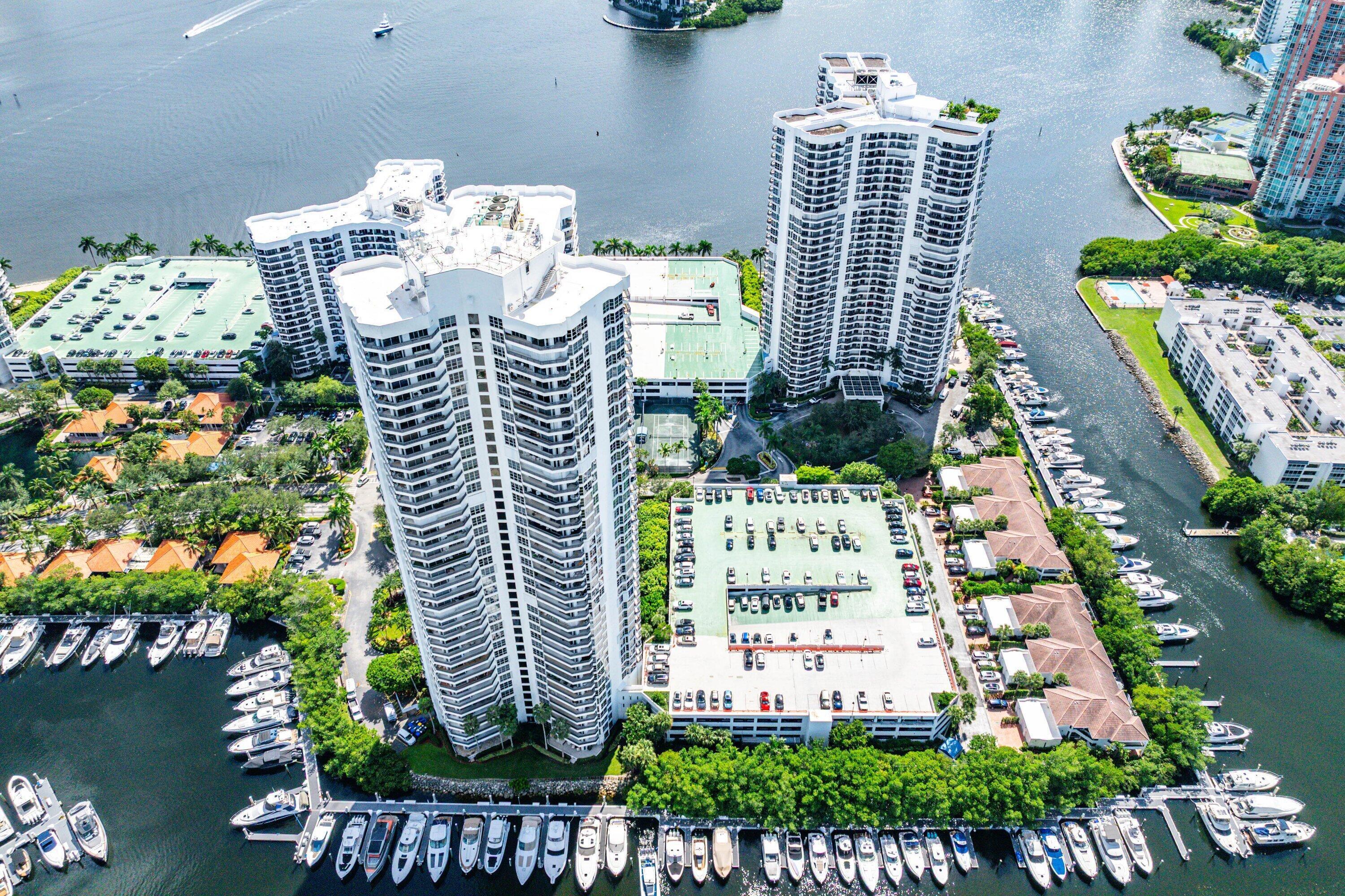 MYSTIC POINTE TOWER 400 CONDO - Residential