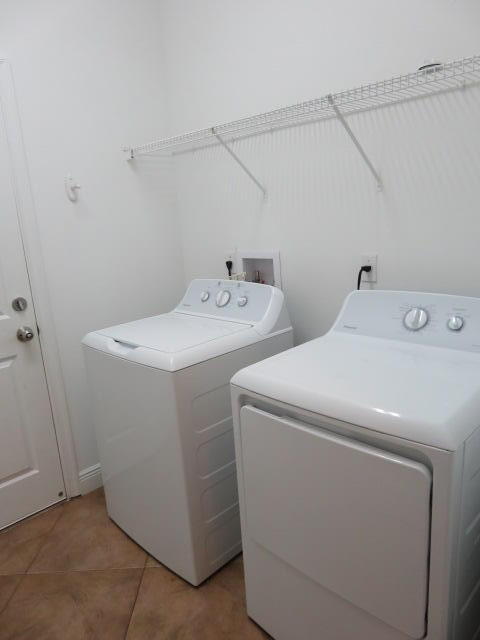 MAGNOLIA LAKES AT ST LUCIE WEST PHASE 2 - Residential Lease