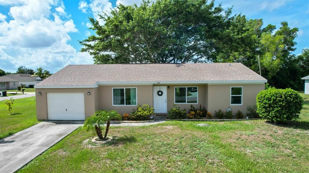 Photo of 2832 SE Tate Court, Port Saint Lucie, FL 34952 (MLS # R10829142)