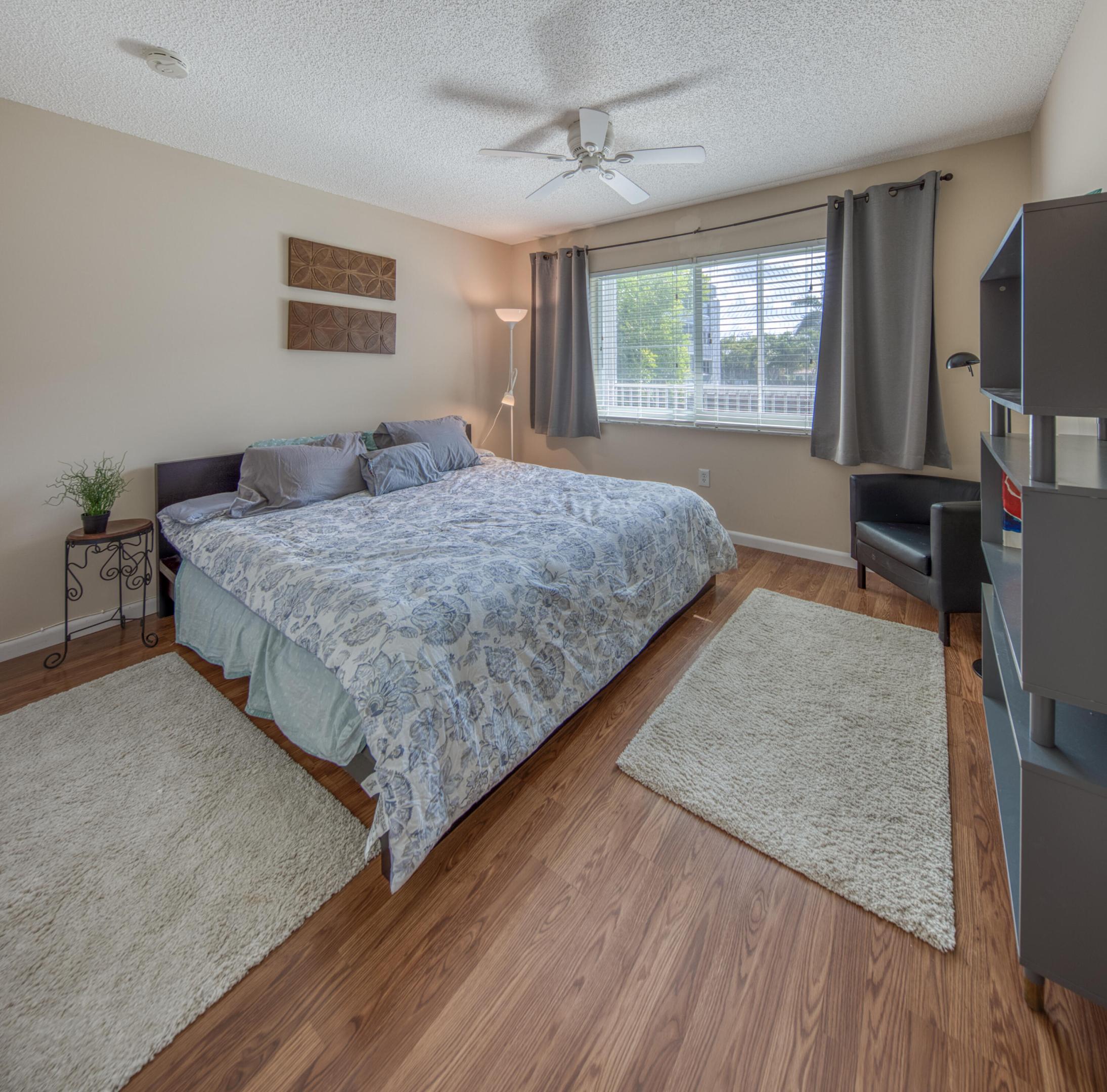 PALM LAKE 1 CONDO - Residential