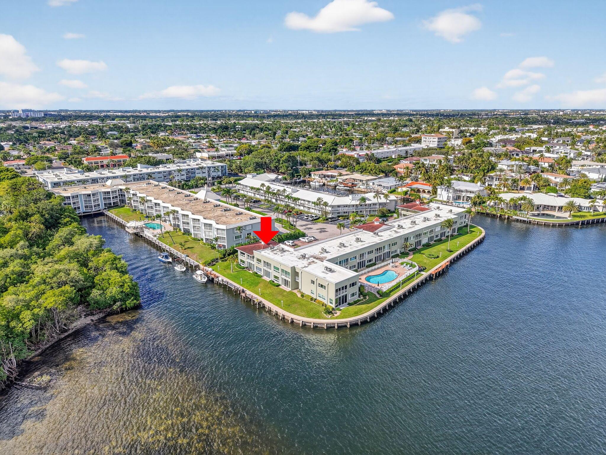 INTRACOASTAL TERRACE COND - Residential