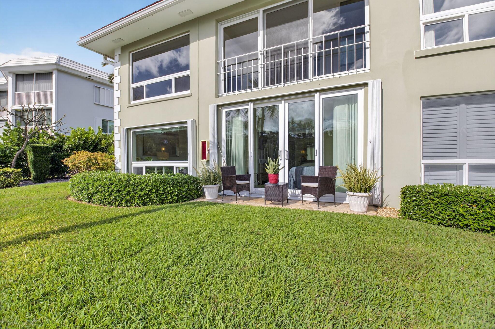 INTRACOASTAL TERRACE COND - Residential