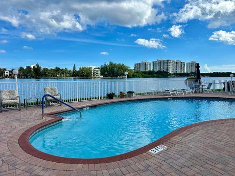 711 NE Harbour Terrace 3120 Boca Raton FL 33431