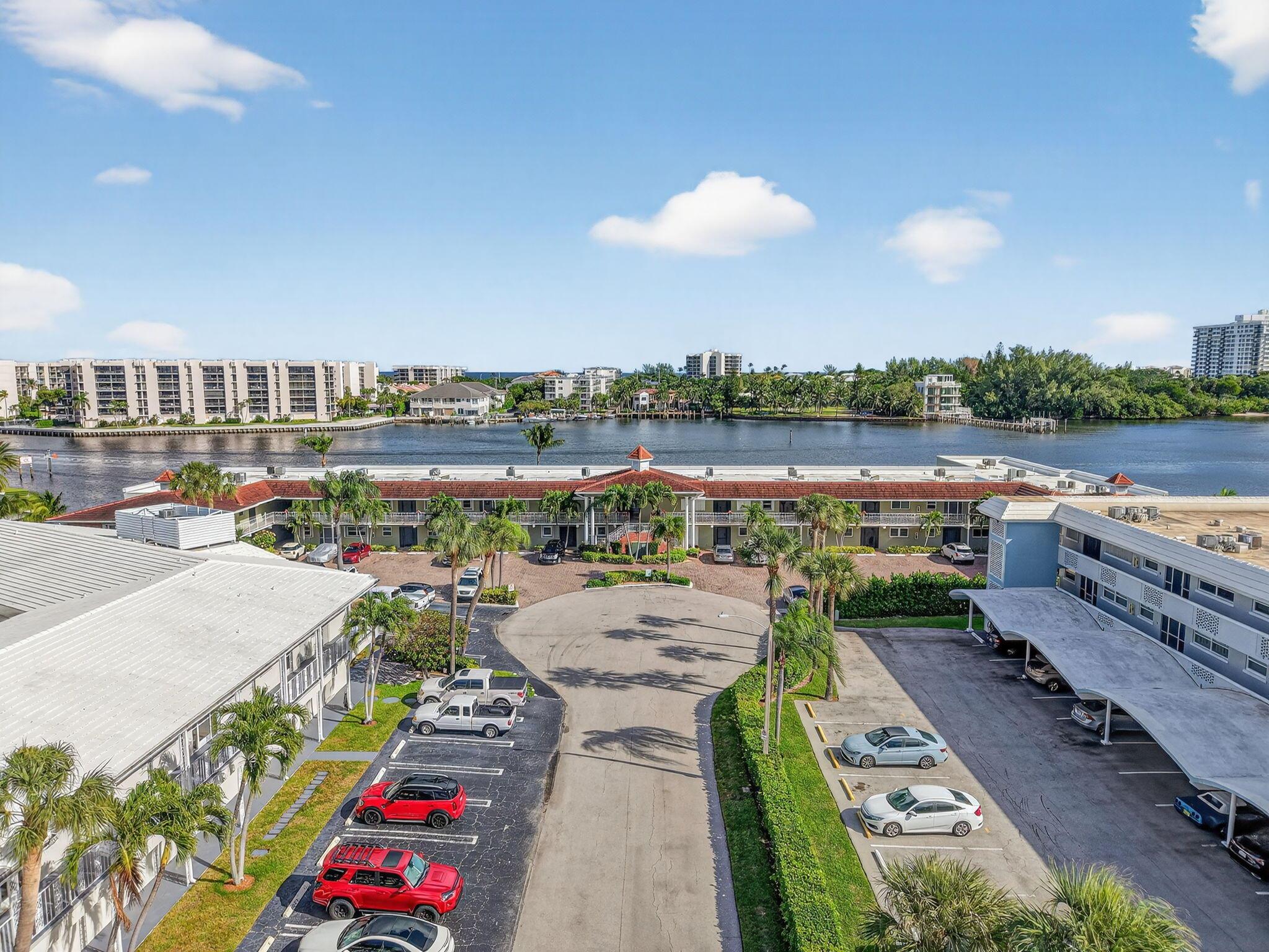 INTRACOASTAL TERRACE COND - Residential