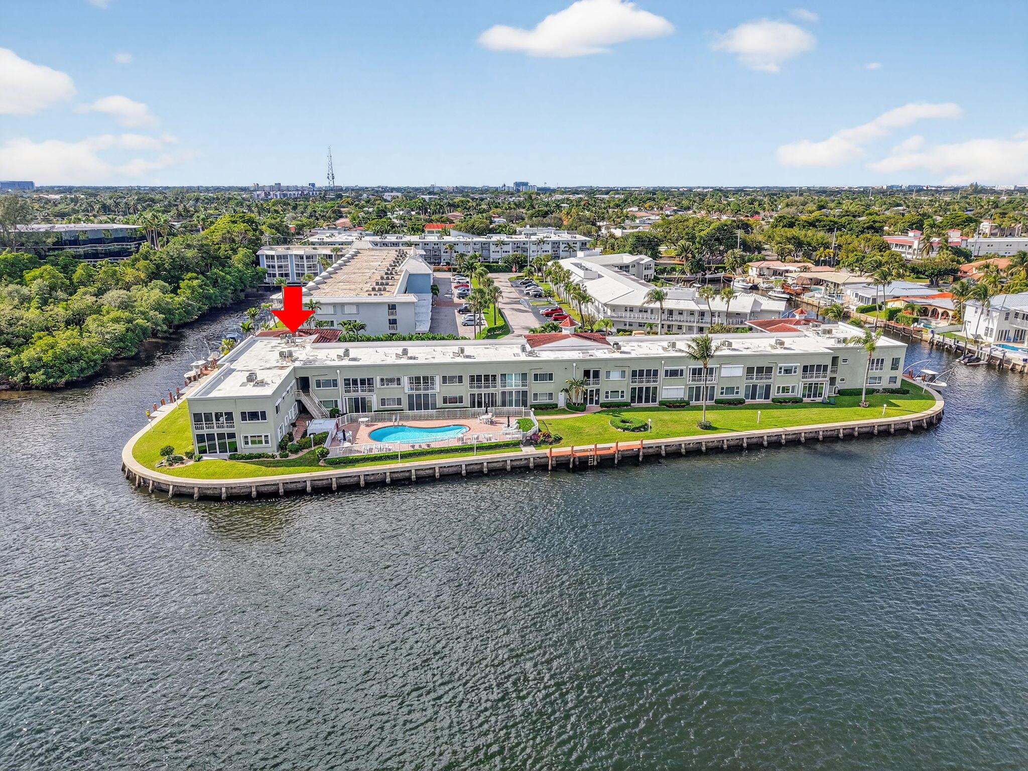 INTRACOASTAL TERRACE COND - Residential