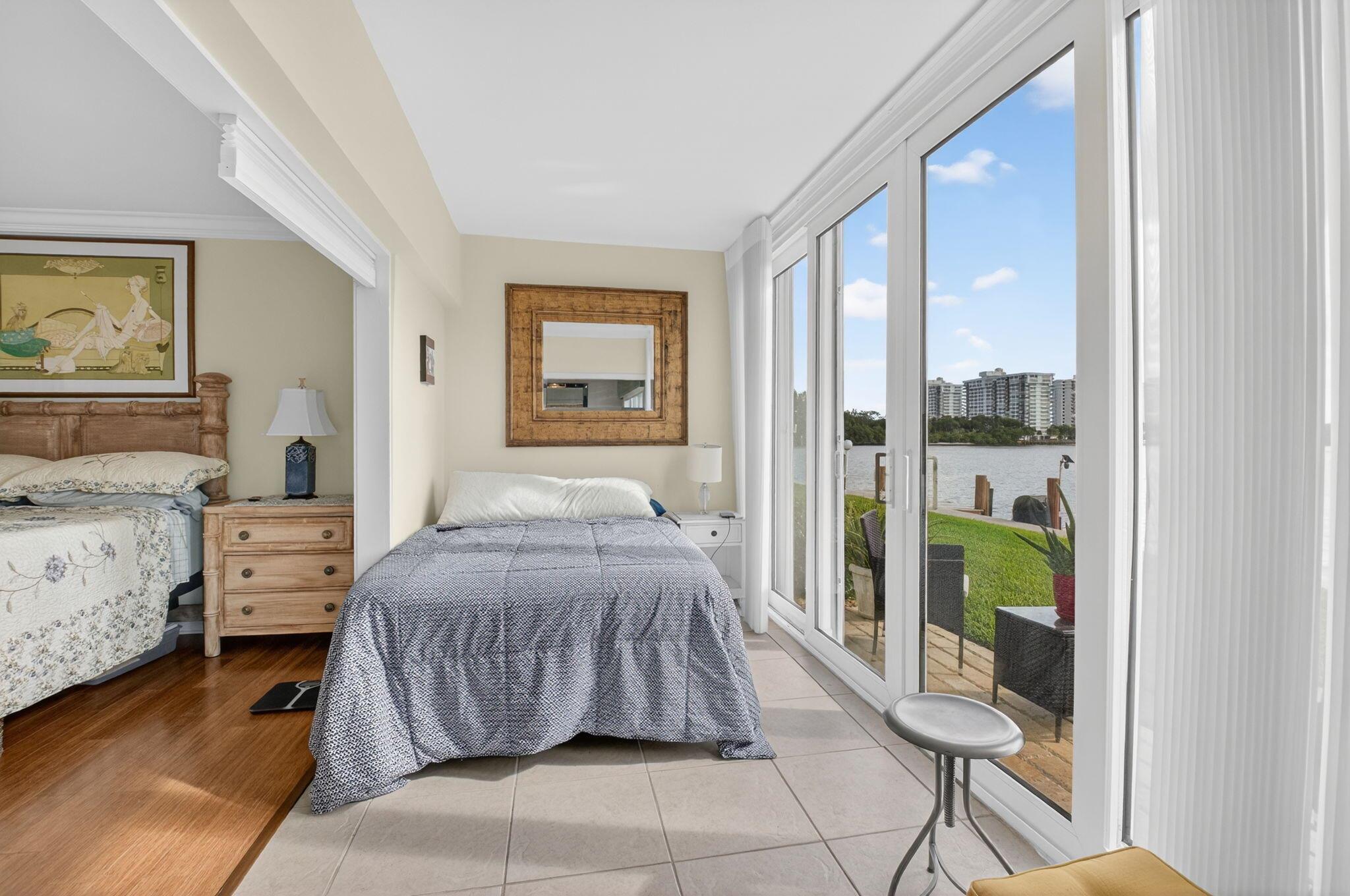 INTRACOASTAL TERRACE COND - Residential