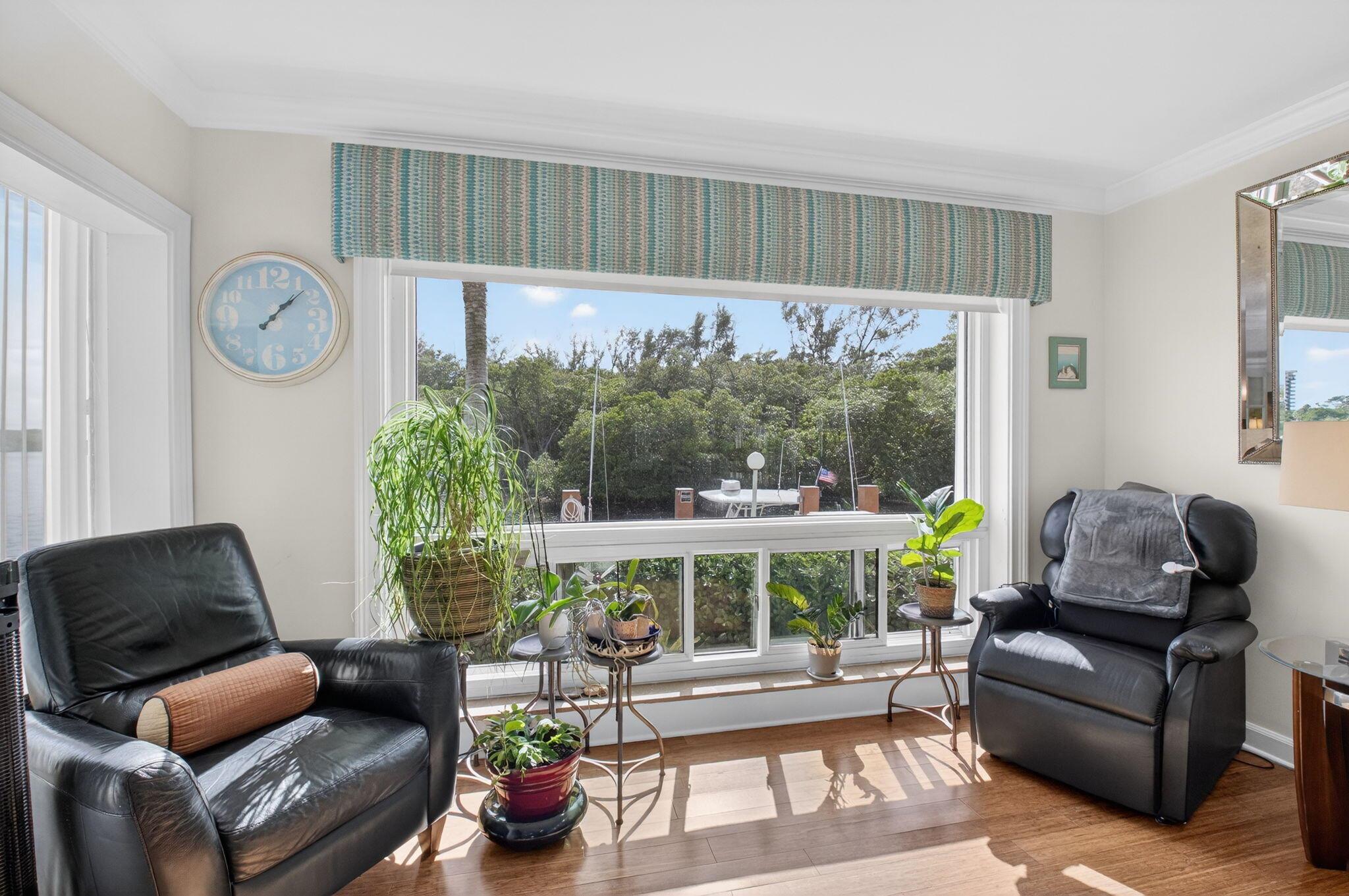 INTRACOASTAL TERRACE COND - Residential