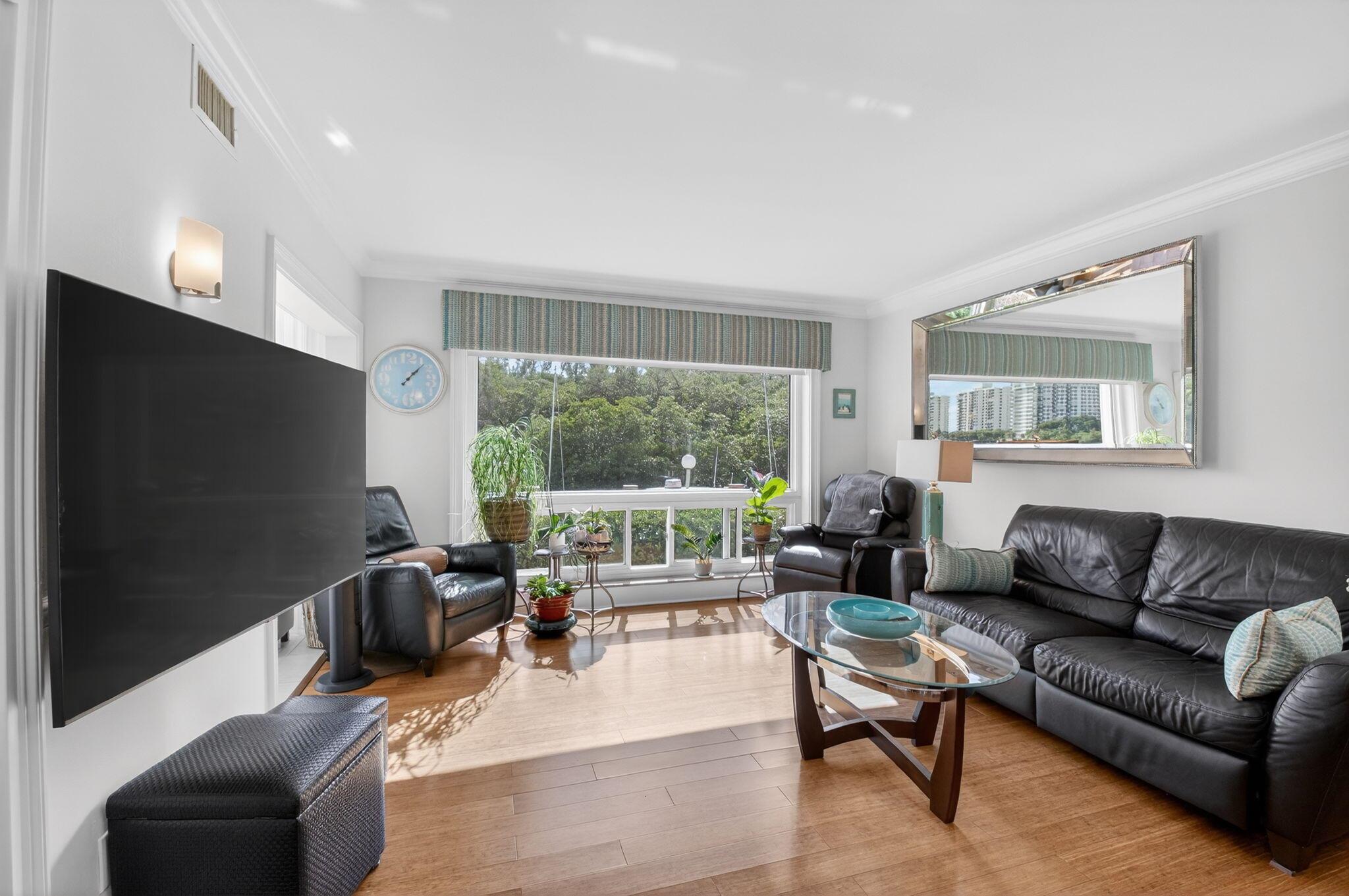 INTRACOASTAL TERRACE COND - Residential