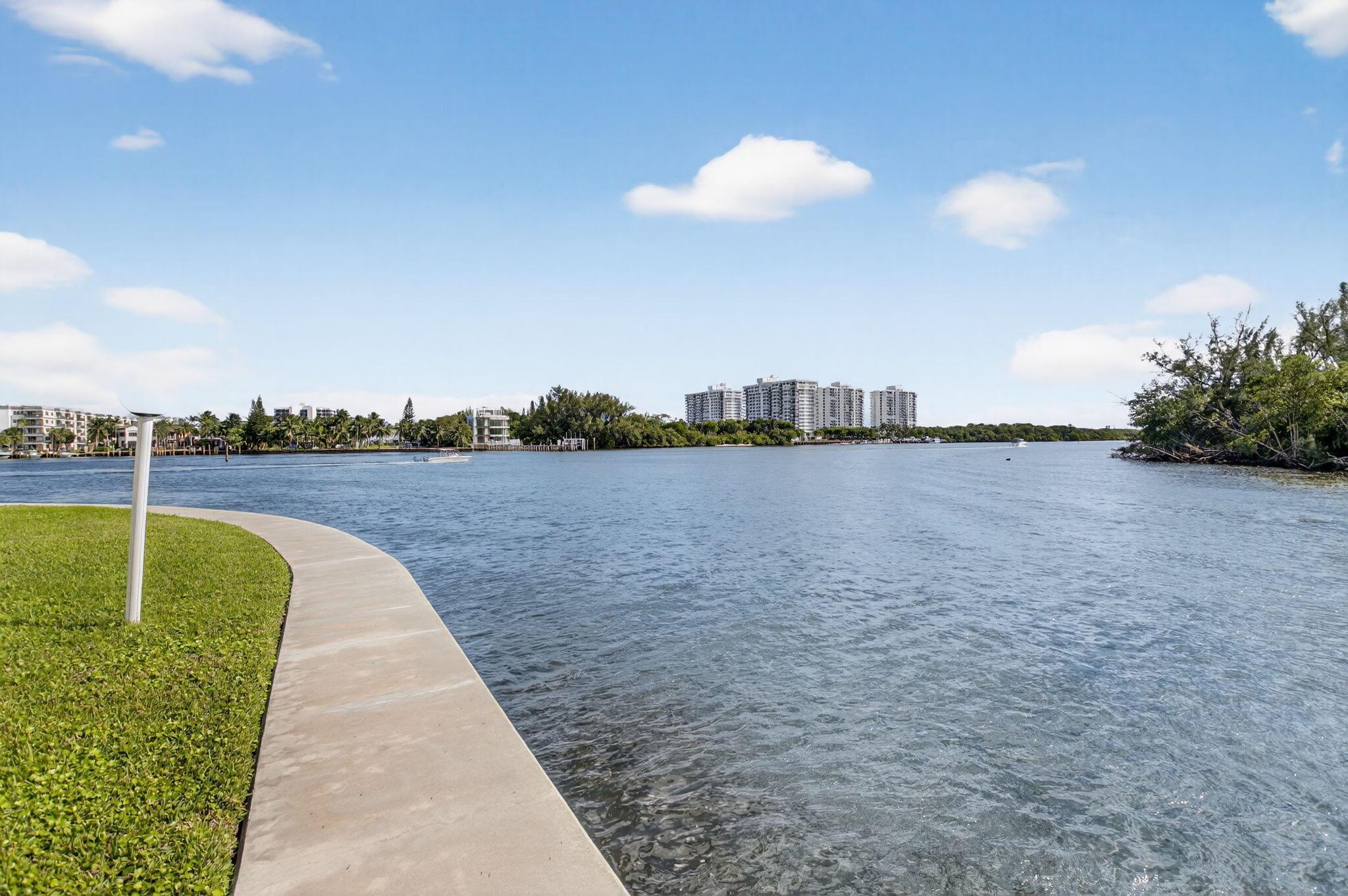 INTRACOASTAL TERRACE COND - Residential
