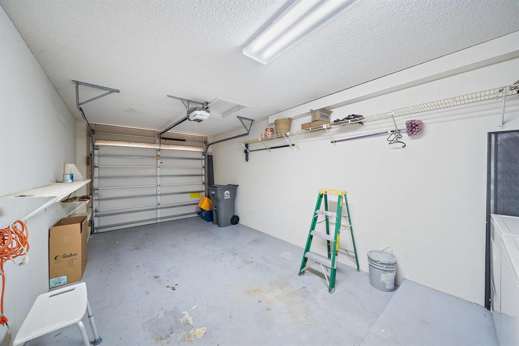 WATERBEND AT JONATHANS LANDING CONDO - Residential