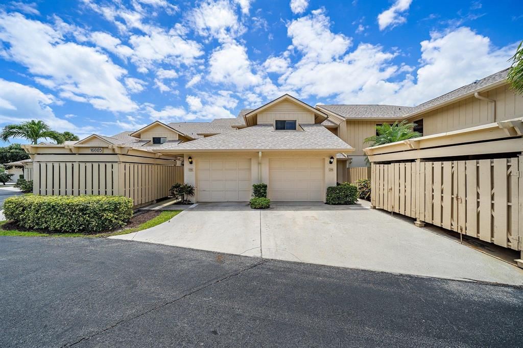 Photo of 16885 Waterbend Drive Dr #274, Jupiter, FL 33477 (MLS # R10712969)