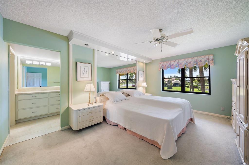 WATERBEND AT JONATHANS LANDING CONDO - Residential