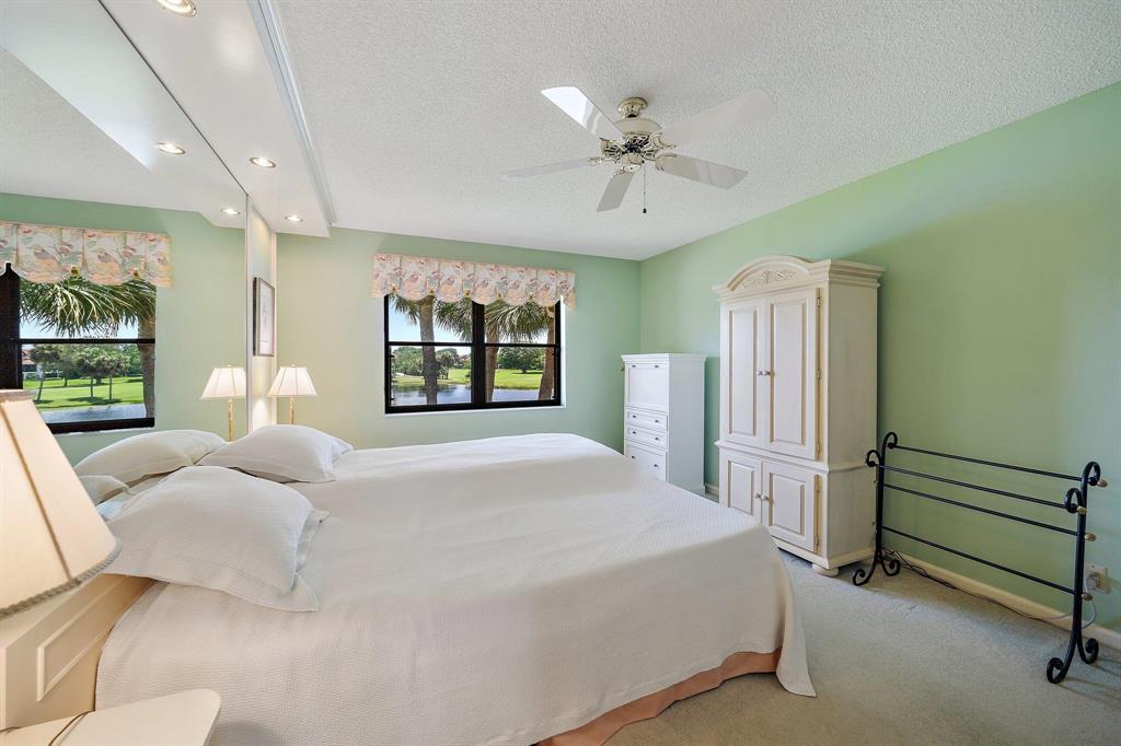 WATERBEND AT JONATHANS LANDING CONDO - Residential