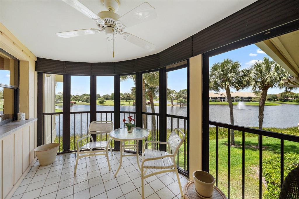 WATERBEND AT JONATHANS LANDING CONDO - Residential