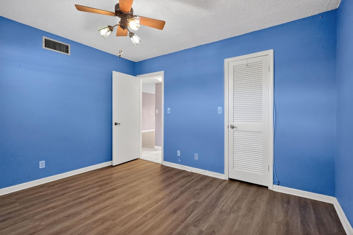 HOLLYBROOK GOLF & TENNIS - Residential