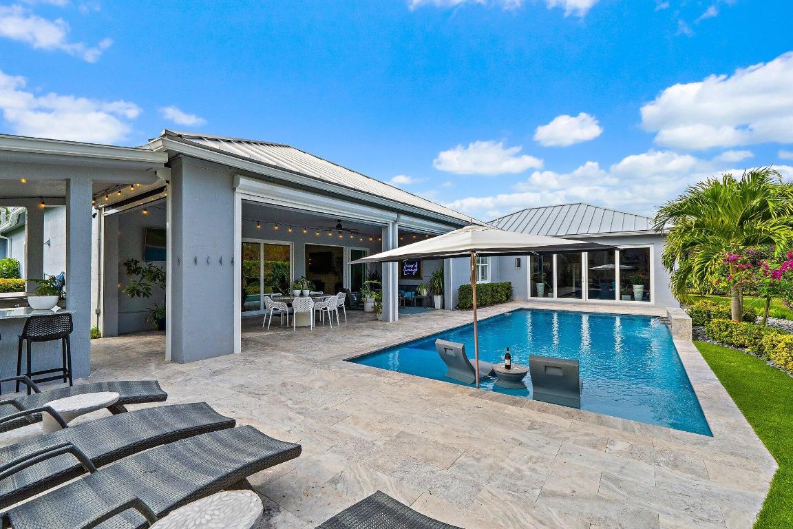 SHORES POINTE - Residential